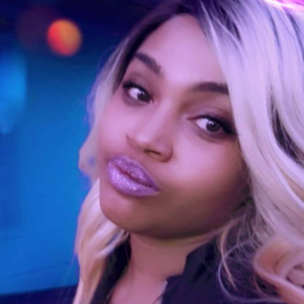 Meet your Posher, Terrica